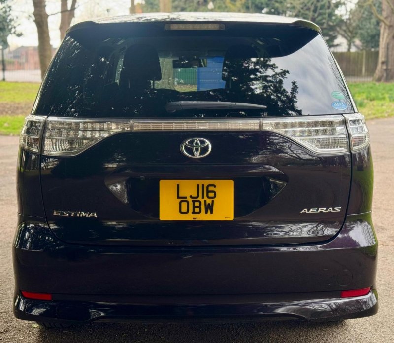 TOYOTA ESTIMA